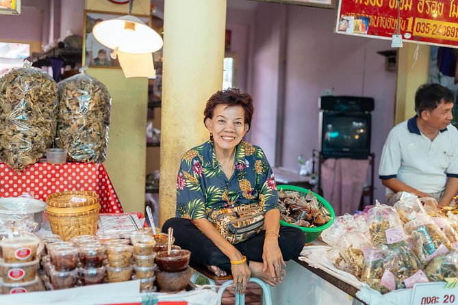 Drinks & Bites in Bangkok Private Tour - A cold drink and final food advice in Phetchaburi 7 Alley