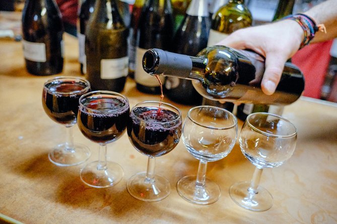 Drinks & Bites in Bologna Private Tour - Finestrella, a canal view in the old center