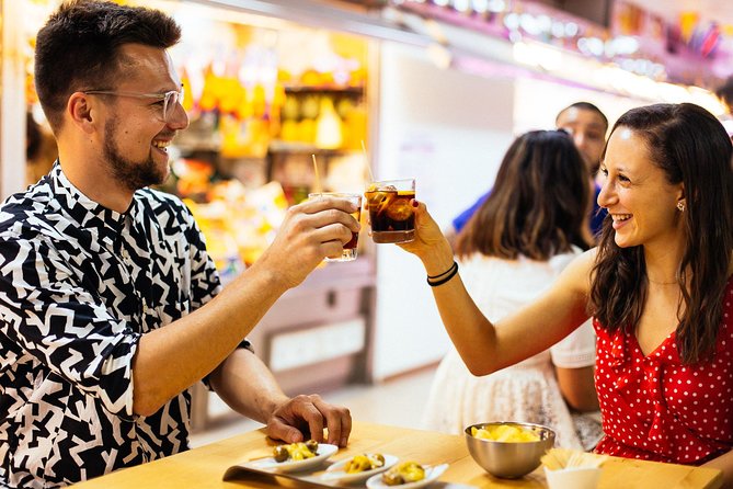 Drinks & Bites in El Born Private Tour - Timing, walking, and practical planning