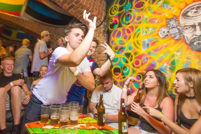 Drunken Monkey Pub Crawl with Open Bar & Club Entry - What the first two hours at Drunken Monkey are like