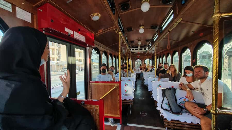 Dubai: Heritage Express Cultural Trolley Tour with Drinks - Al Seef and the atmosphere of old Dubai