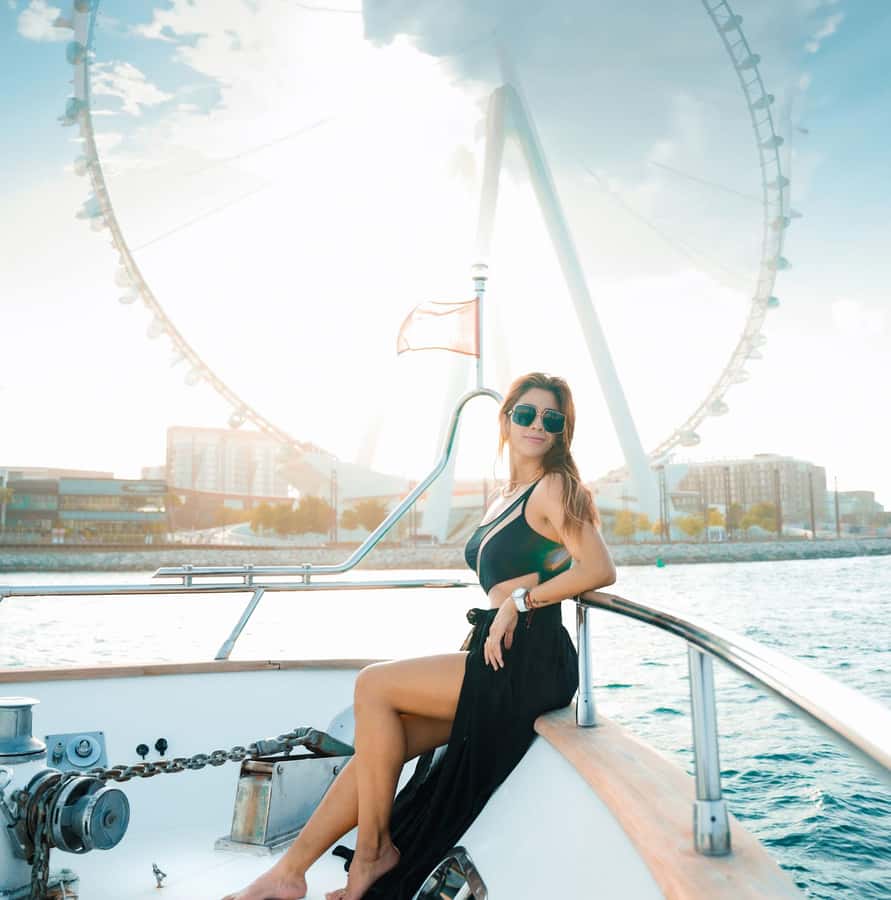 Dubai: Instagrammable Yacht Tour with Drinks & Ain/JBR Views - Dubai Marina Looks Best From the Water
