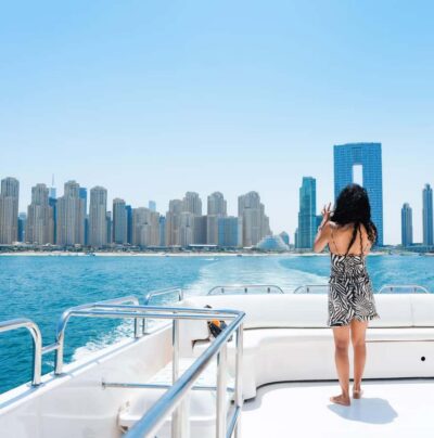 Instagrammable Yacht Tour with Drinks & Ain/JBR Views