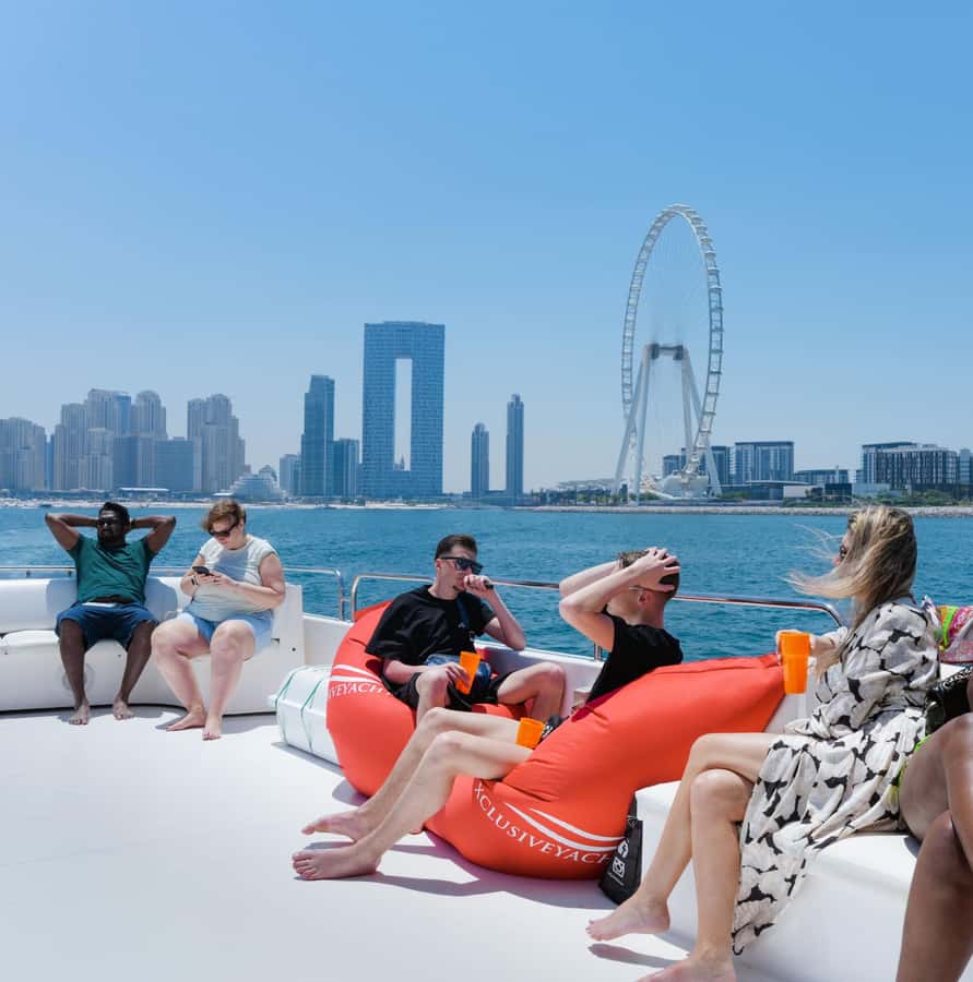 Dubai: Instagrammable Yacht Tour with Drinks & Ain/JBR Views - Who Will Enjoy This Cruise Most?