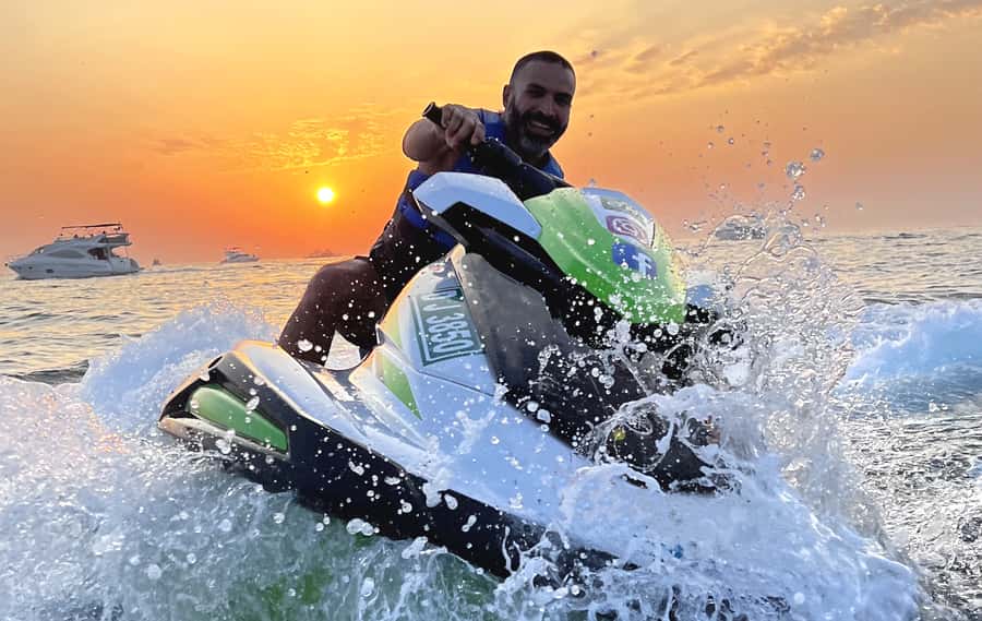 Dubai: Jet Ski Tour to Burj Al Arab and Atlantis - Key points before you book