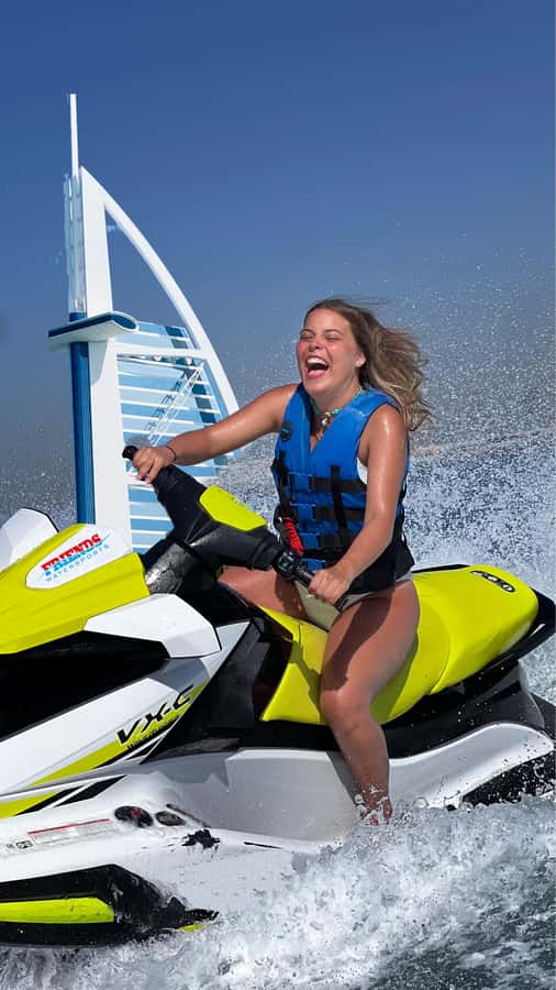 Dubai: Jet Ski Tour to Burj Al Arab and Atlantis - Burj Al Arab: the strongest view of the tour