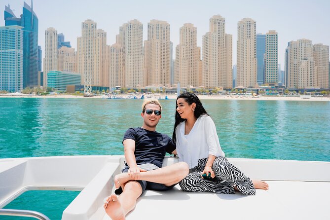 Dubai Marina 1hr Yacht tour with Drinks - Group size, comfort, and service
