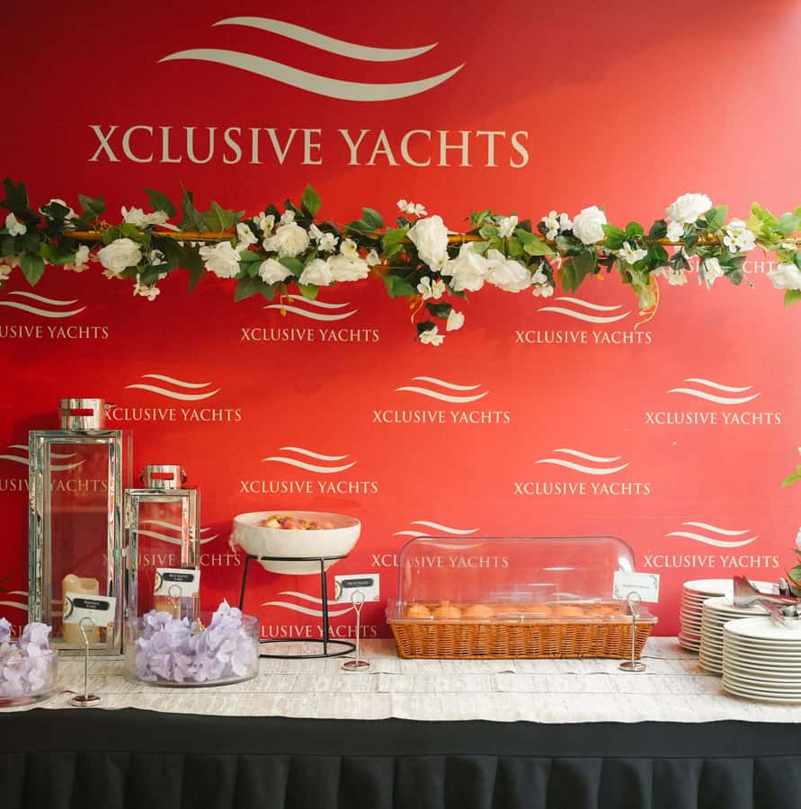 Dubai: Sunset or Dinner Cruise with Live Music & Open Bar - Practical Tips for a Better Evening