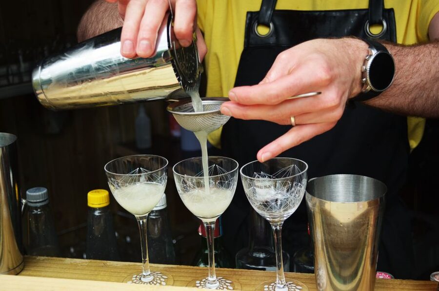 Dublin: Cocktail Masterclass - Who should book this Dublin cocktail class