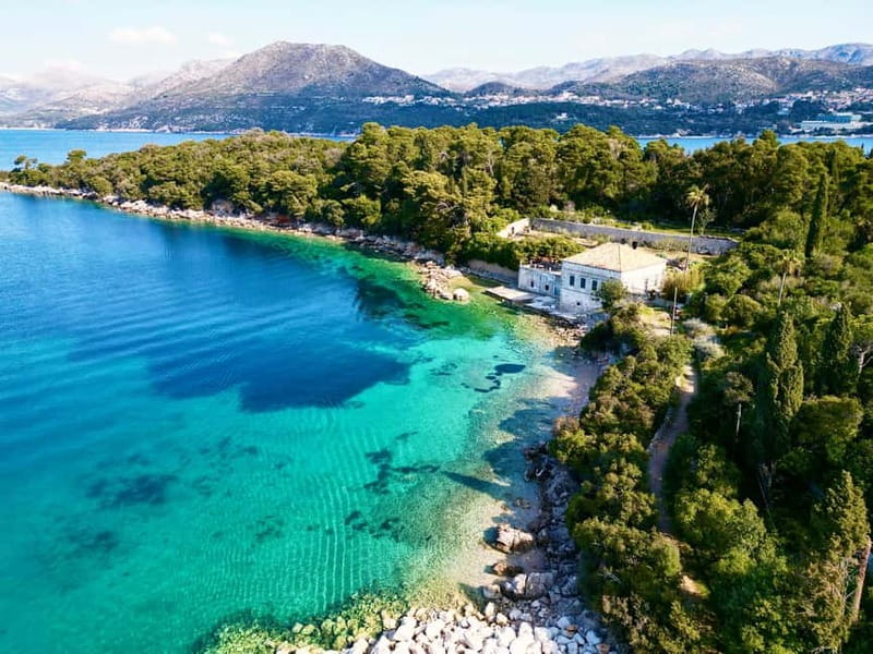 Dubrovnik: Elaphite Islands Cruise with Drinks/Lunch Options - The first half hour: Dubrovnik from the water