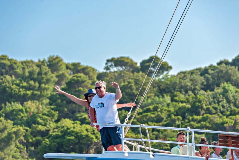 Dubrovnik: Elaphite Islands Cruise with Drinks/Lunch Options - Practical details that can make or break the day