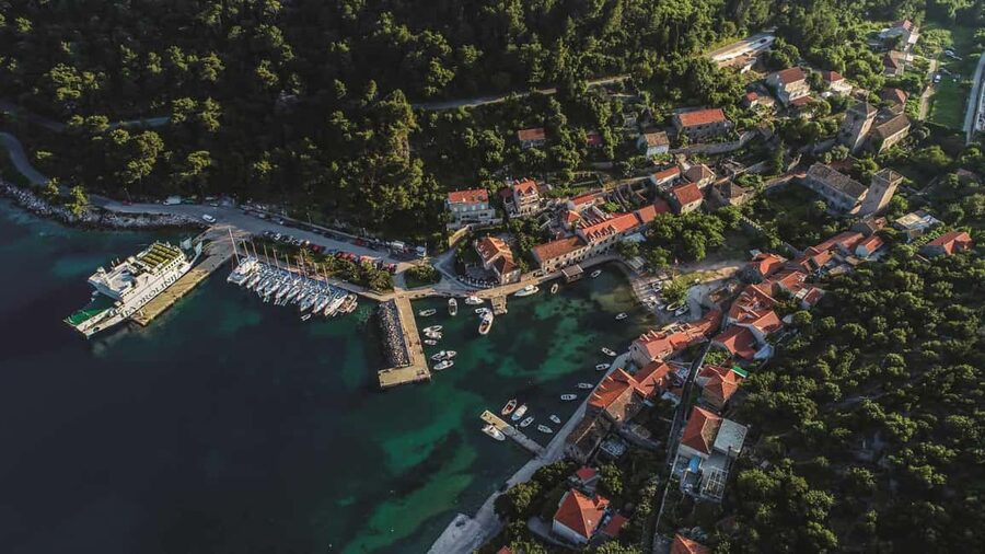 Dubrovnik: Island Boat Tour with Drinks & Lunch - The 45-minute transfer and the first views