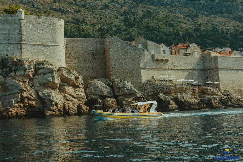 Dubrovnik: Morning Blue Cave speedboat tour with drinks - The three colored caves near Koločep