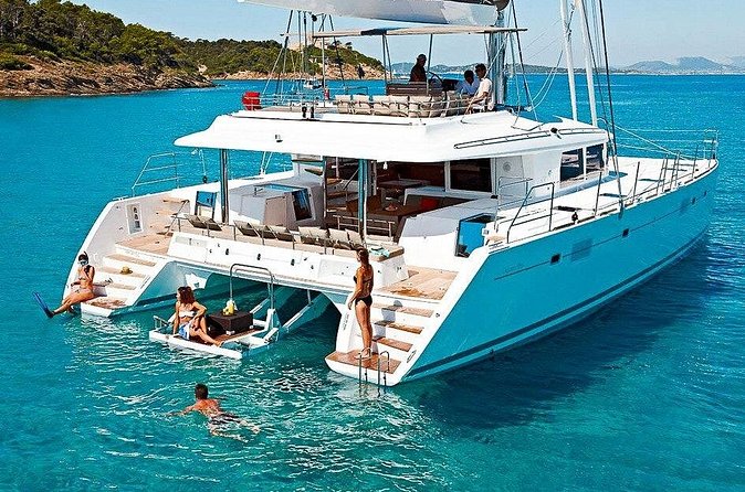 Dunn's River Falls Party Cruise, Blue Hole with Snorkeling, free beverages - Is $165.30 a fair price?