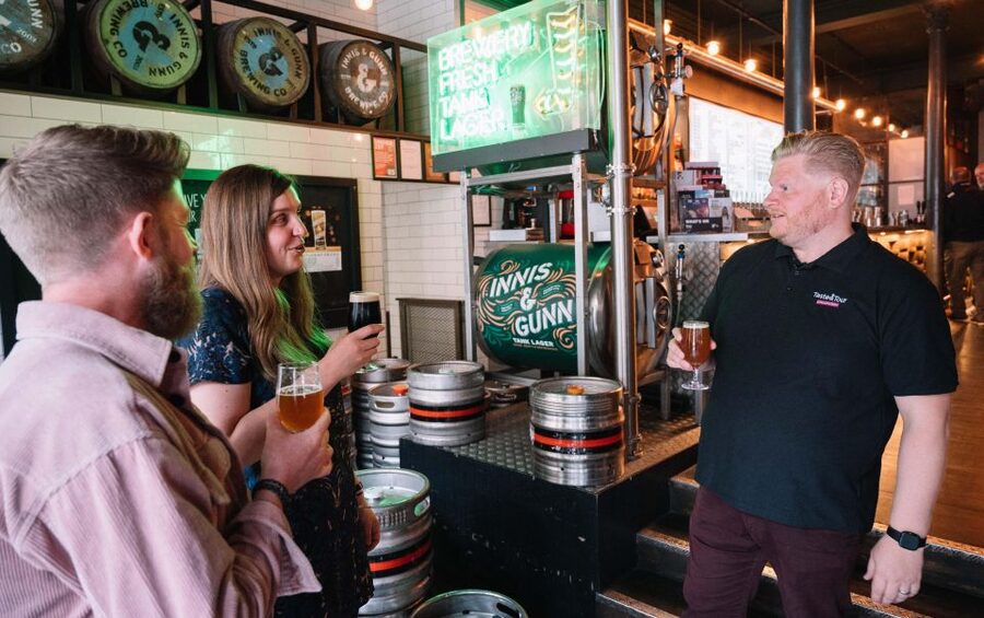 Edinburgh: Food Tour with drinks - The Grassmarket and Edinburgh’s rougher past