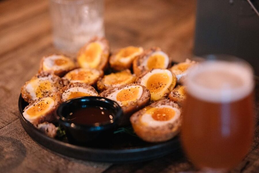 Edinburgh: Food Tour with drinks - How much walking should you expect?