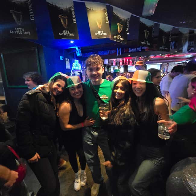 Edinburgh: Ultimate Pub Crawl Party with 7 Bars & 1 Club - Who Should Book This Crawl?