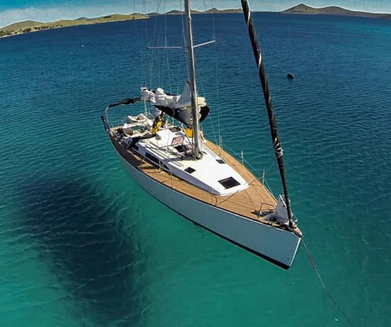 Elegant Day-Sailing Tour-Lunch&Drinks included - The value of a small-group sailing experience