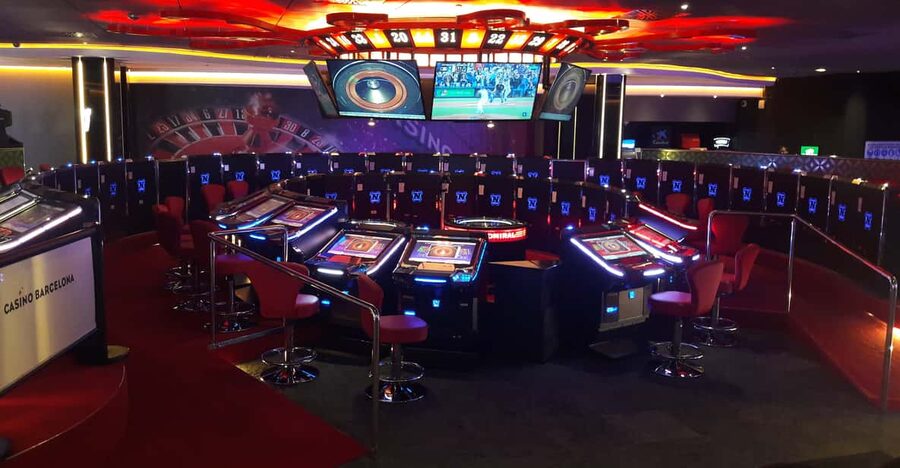 Enjoy Casino Barcelona: Entry, Cocktail & Exclusive Gift - Inside the 7,000-square-meter entertainment complex