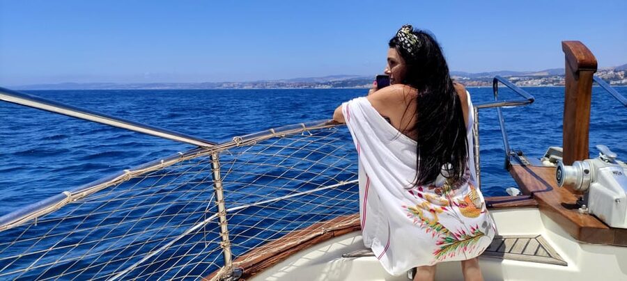Estepona: Dolphin Search Boat Trip with Drink and Snacks - Who will enjoy this most