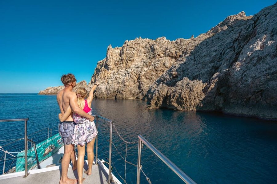 Excursión en barco por la tarde con bebidas y snacks - What to pack for the Vellmari