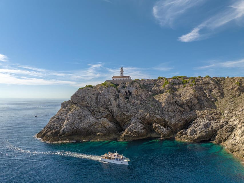 Excursión en barco por la tarde con bebidas y snacks - Snacks, drinks, and the value of $77