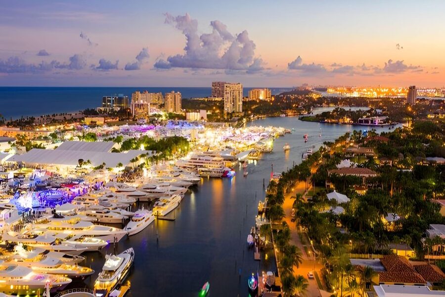 Fort Lauderdale: Millionaire's Row Cruise with Drinks - Port Everglades adds working waterfront energy