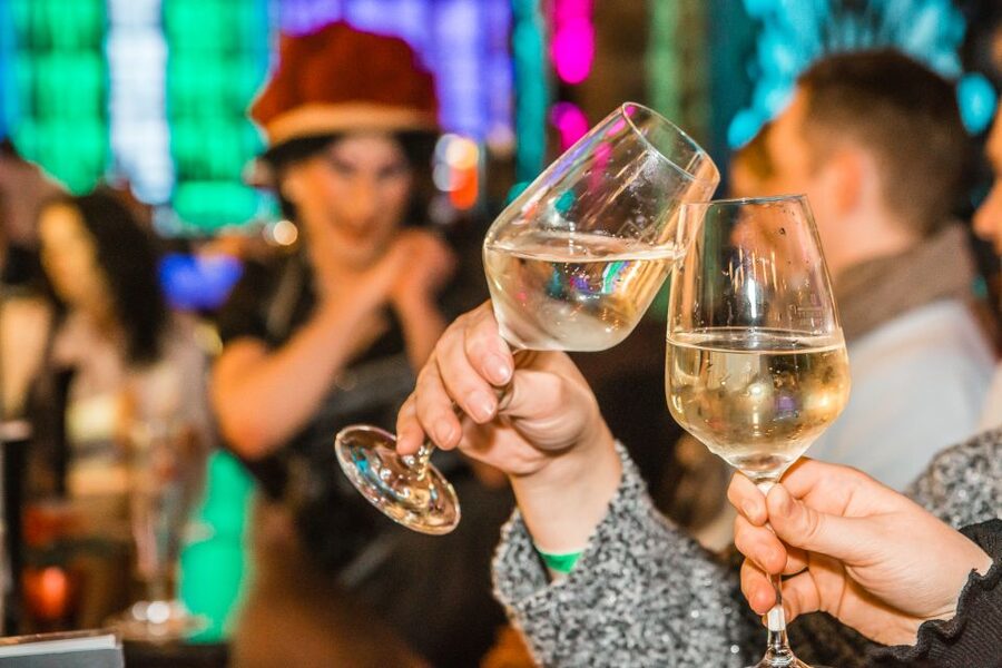 Freiburg: Guided Pub Crawl with Drinks - The drink package and what it is worth