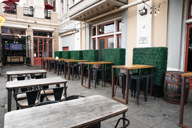 French Quarter Boozy Lunch Crawl with Seafood Boil - Timing, Cancellations, and Who Should Book