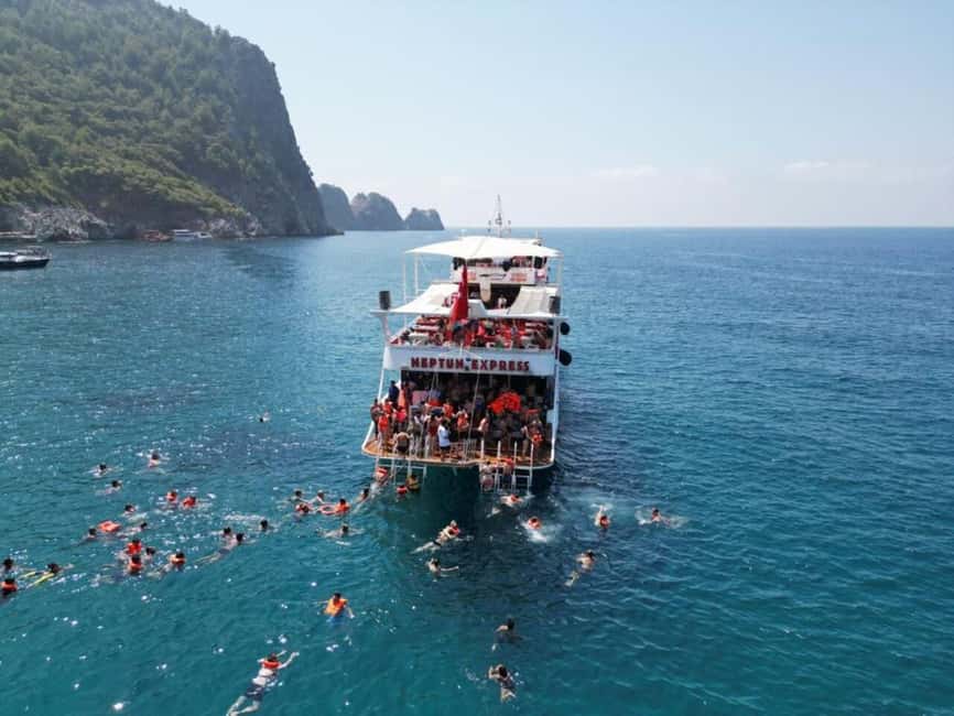 From Alanya: Boat Tour with Unlimited Soft Drinks and Lunch - Cruising past Alanya Castle and the Old Shipyard