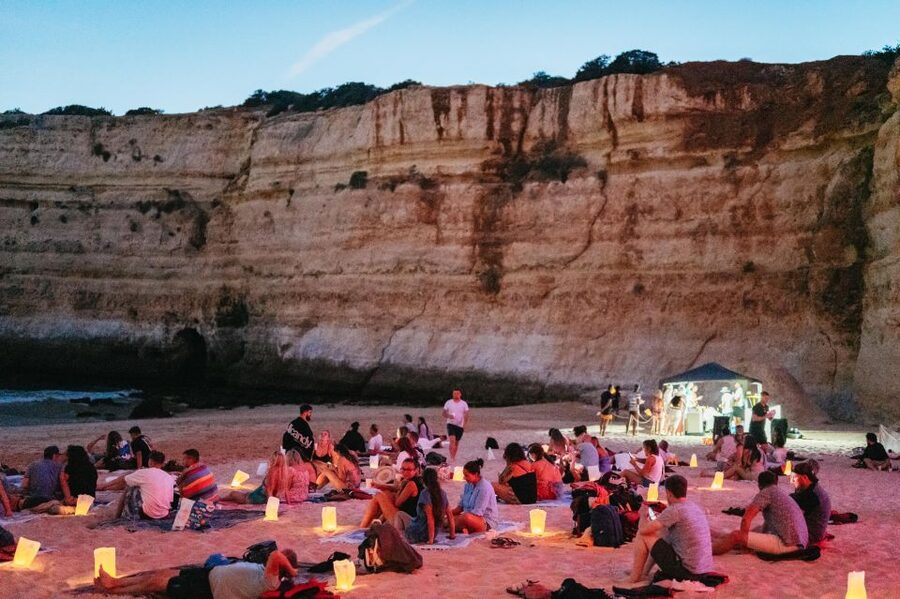 From Albufeira: Sunset Cruise and Beach BBQ with Open Bar - Sunset views over Armação de Pêra