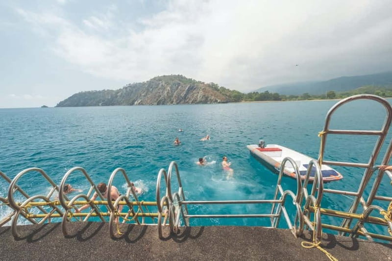 From Antalya/Kemer: All-Inclusive Party Boat with Lunch - Should you book the Monster party boat?