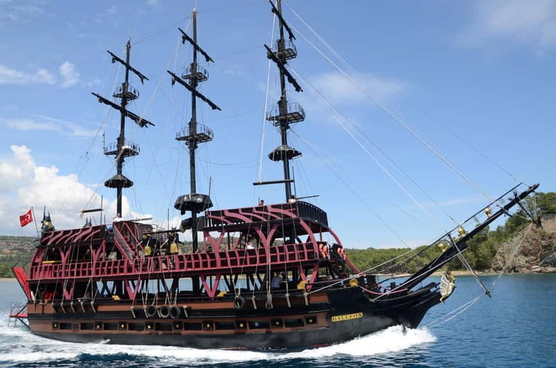 From Antalya: Kemer Pirate Party Boat Trip w/Lunch & Pickup - Boat Standards and Paid Extras