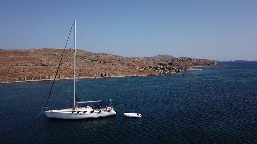 From Mykonos: Delos & Rhenia All-Inclusive Cruise with Lunch - Lunch onboard, with drinks included