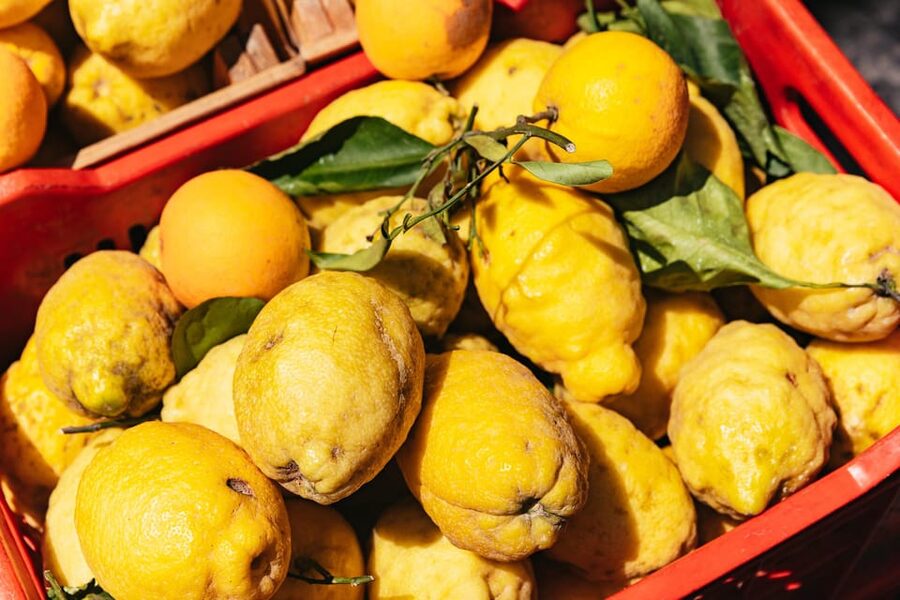 From Naples: Positano and Amalfi Boat Tour with Drinks - Why the coast is better from the water