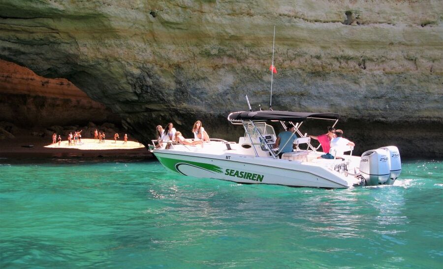 From Portimão: Private Benagil Caves Boat Tour with Drinks - Why the private Portimão departure matters
