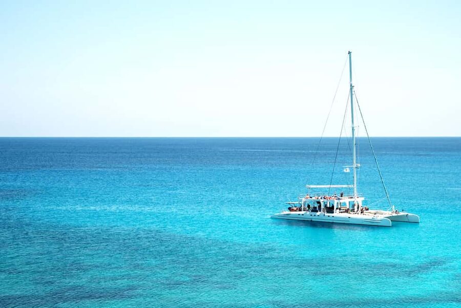 From Punta Cana: Catamaran Tour to Saona Island with Open Bar and Buffet - What to pack for comfort