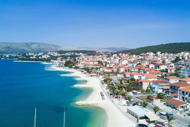 From Trogir: Guided Panoramic Boat Tour with Drinks - The shipyard, a working part of Trogir
