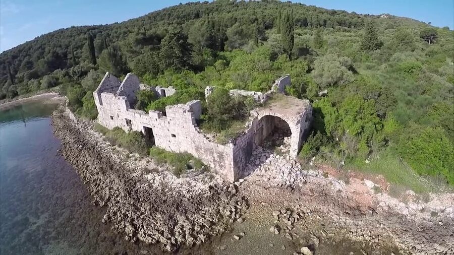From Trogir: Guided Panoramic Boat Tour with Drinks - Choosing a daytime or sunset departure