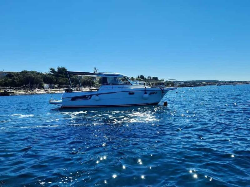From Zadar: Islands Boat Tour with Drinks - What the $41 price covers