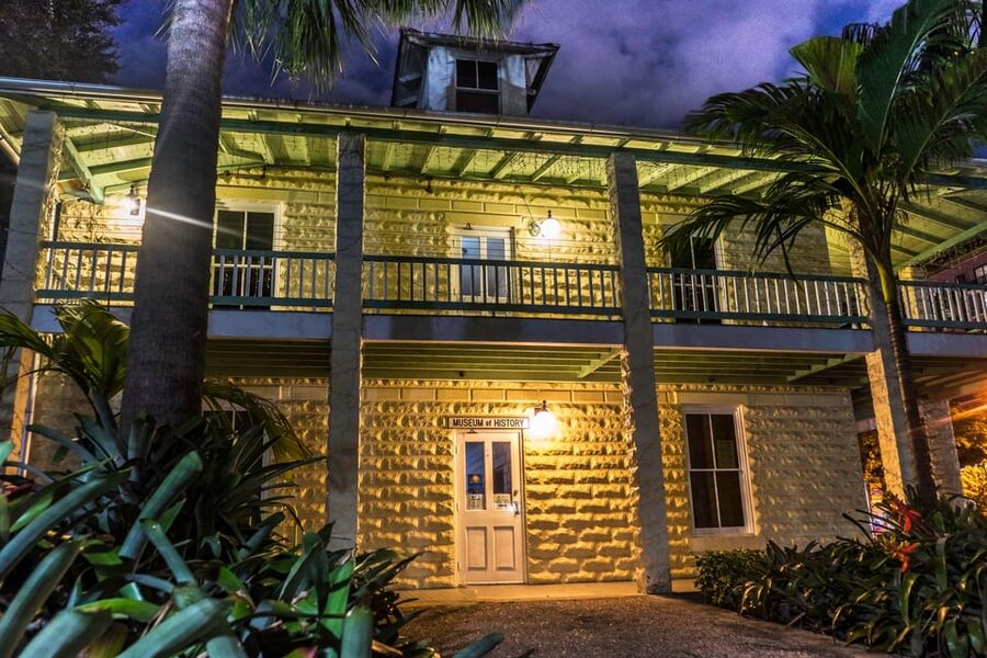 Ft. Lauderdale: Boos and Booze Haunted Pub Crawl - Who should book this night out?