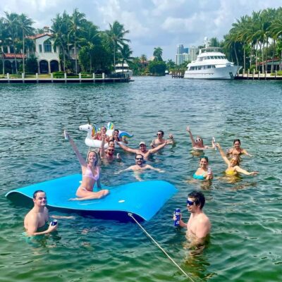 Ft. Lauderdale: Party Boat Tour to the Sandbar with Tunes