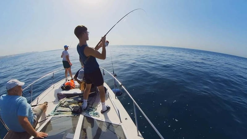 Fuengirola: Bottom Fishing Trip with Drinks & Equipment - The small-group advantage on a five-meter boat