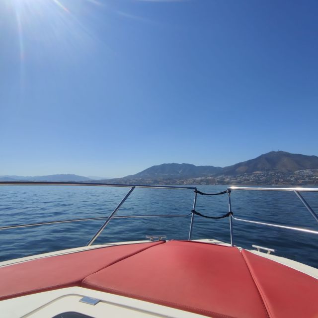 Fuengirola: Fantastic Dolphin Watching Yacht Tour with Drink - Watching the Costa del Sol from the water
