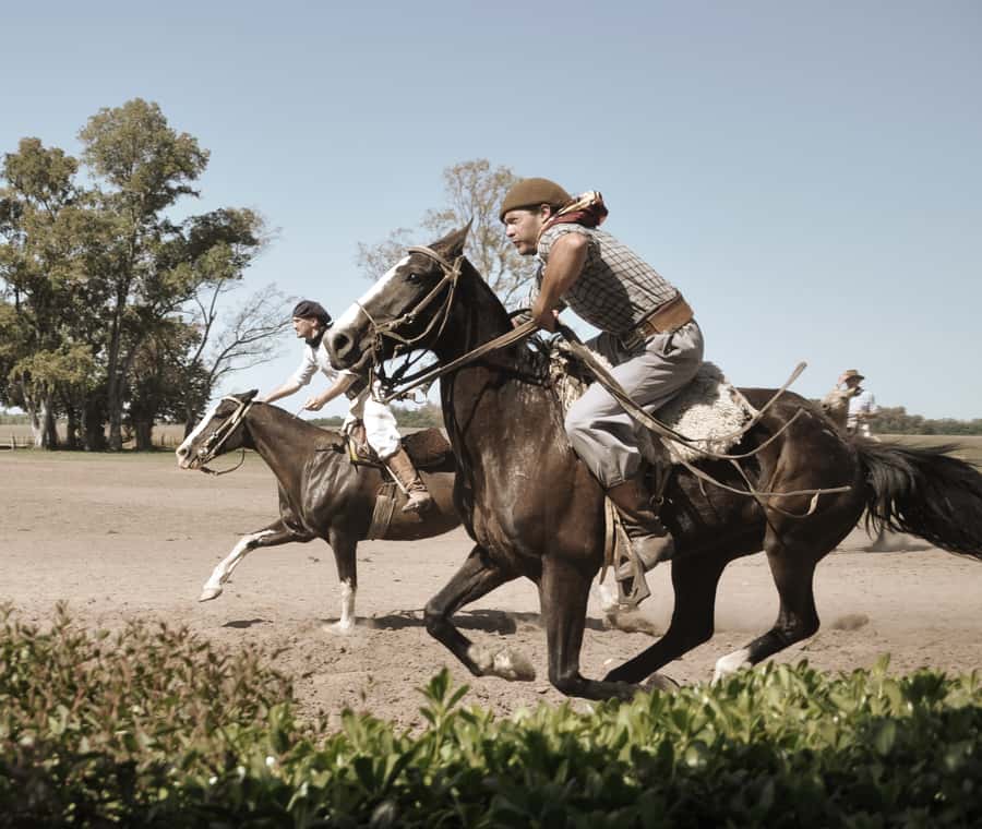 Full-Day at Santa Susana Ranch with BBQ, Drinks and Show - Grounds, chapel, and museum before lunch