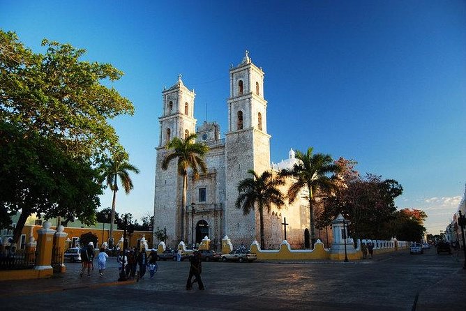 Full-Day Tour Chichen Itza, Valladolid and Cenote open bar in bus - Pickup requires careful attention