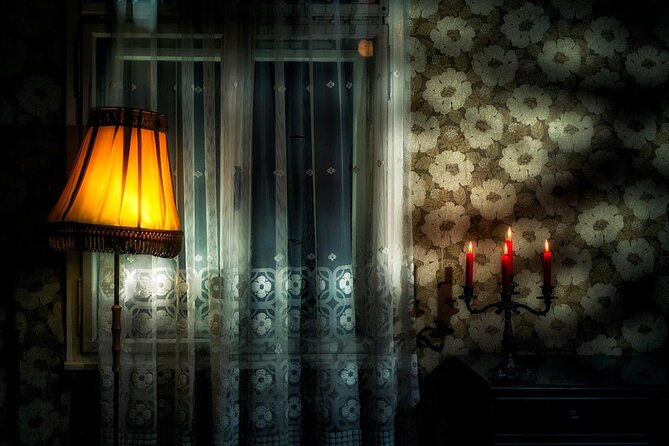 Galveston: Haunted Pub Crawl Walking Tour - Walking through Galveston’s old drinking places