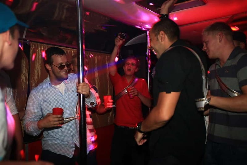 Gdańsk: 1-Hour Private Party Bus with Vodka Package - What the included drinks really mean