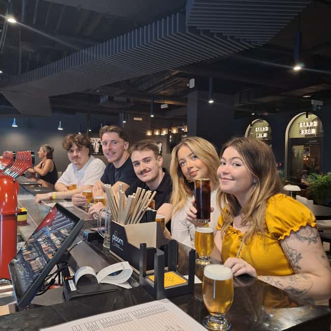 Gdansk 2026: Pub Crawl with Local Guide and Welcome Shots - What the $23 price really covers