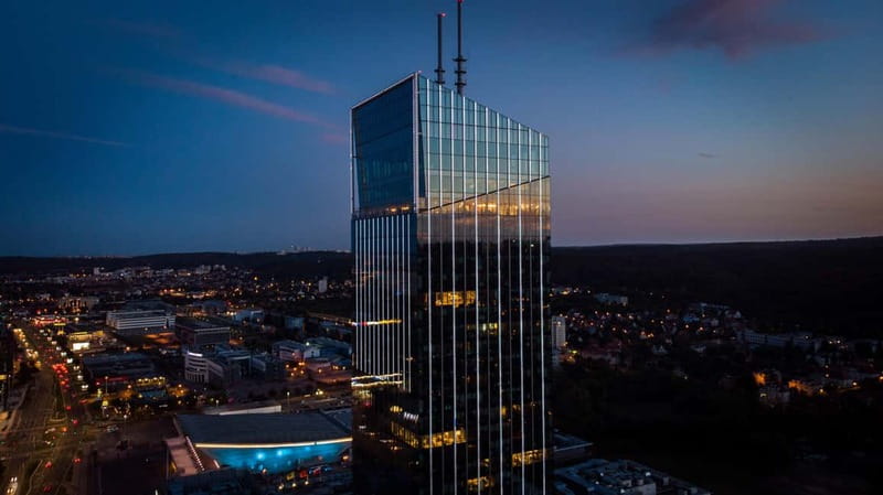 Gdańsk: Sky-High Views & Cocktail - Olivia Star Top Floor - The 32nd-floor observation deck and its wide horizon